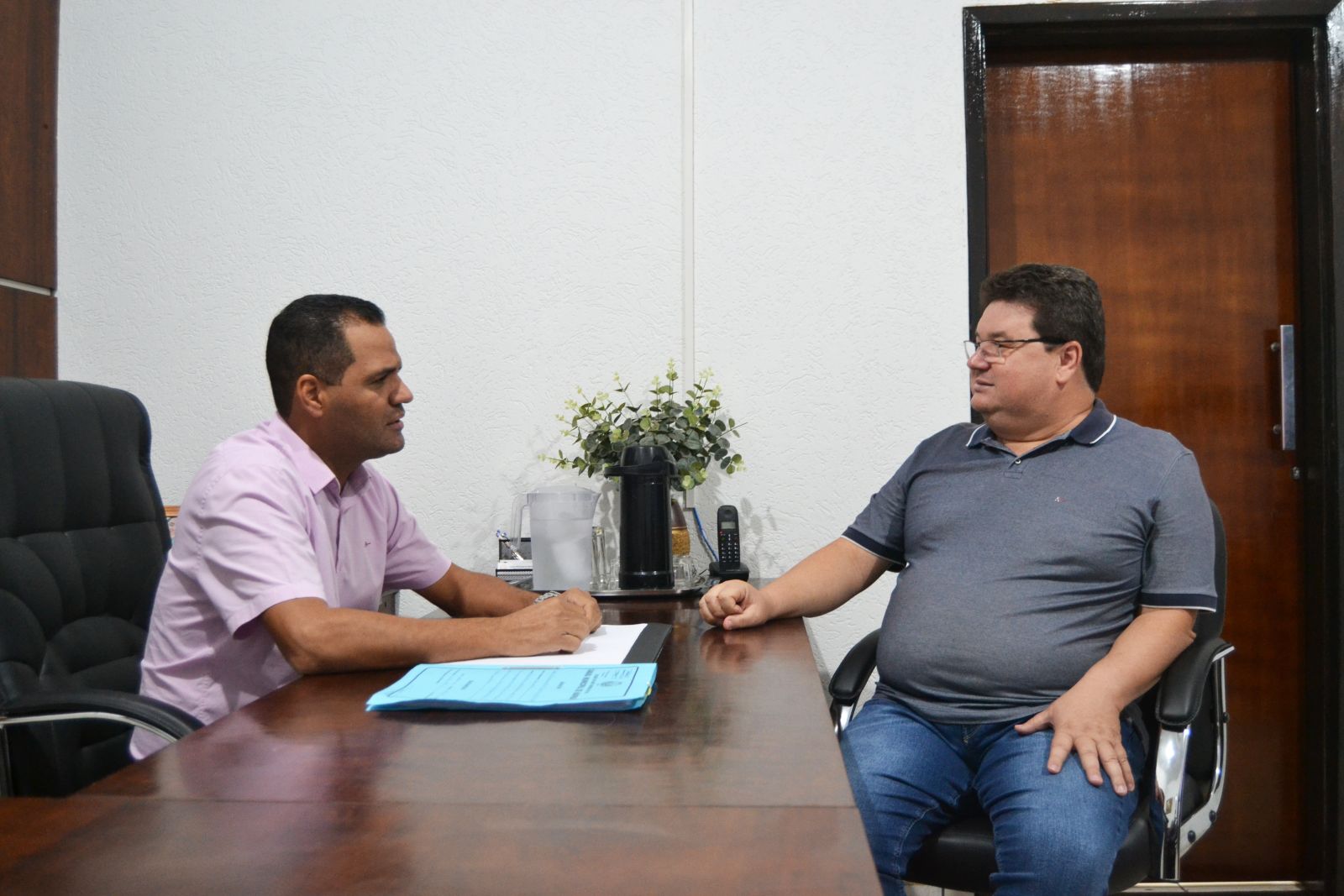 Presidente Ederson Dutra e Vice-prefeito Márcio Araguaia